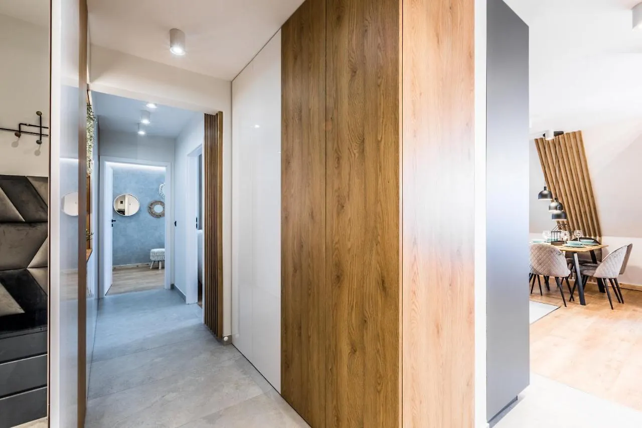 Apartament Forrest Pardalowka زاكوباني شقة